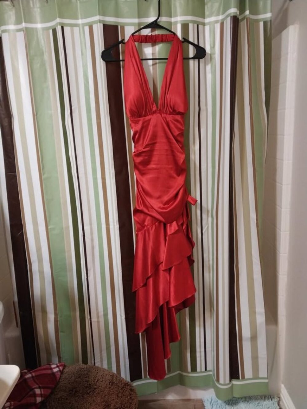 Gorgeous Red Prom Dress, Brand New, Never worn.